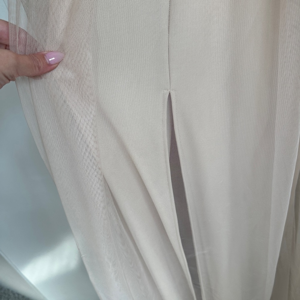 Sweetheart Maternity Dress - Photoshoot & Baby Shower Gown - Picture 8 of 10